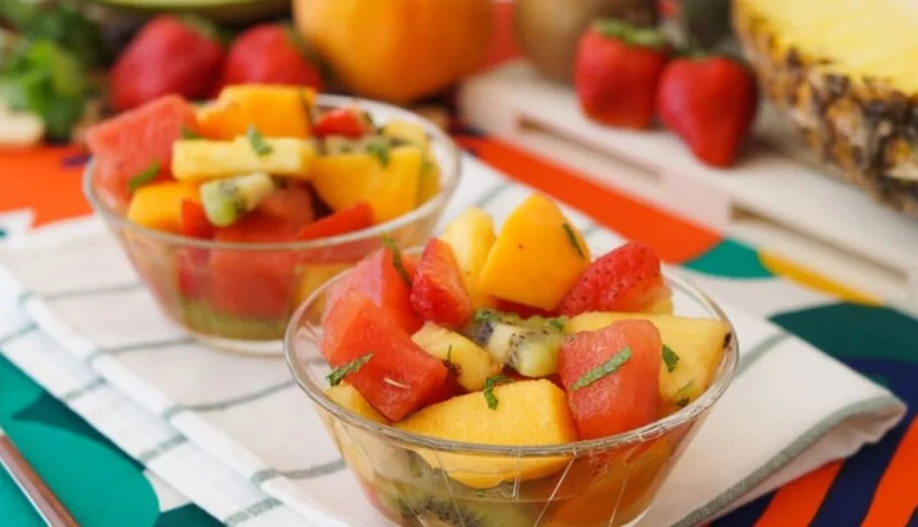 Como Preparar Frutas de Forma Criativa e Nutritiva no Dia a Dia
