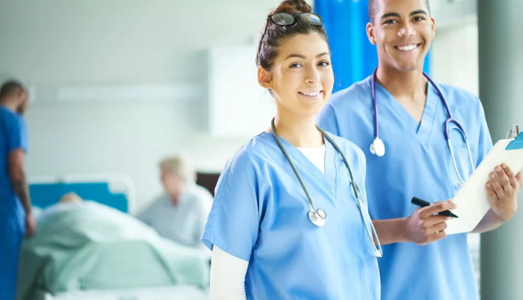 Curso técnico em enfermagem guia completo