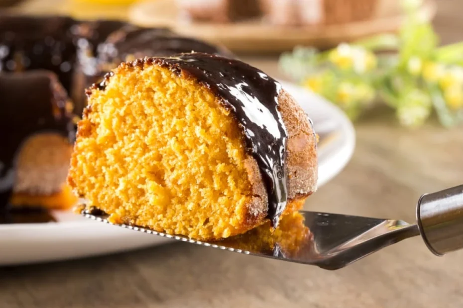 Bolo de Cenoura com Cobertura de Chocolate